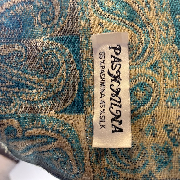 Pashmina Shawl, Teal and Gold - Picture 2 of 2